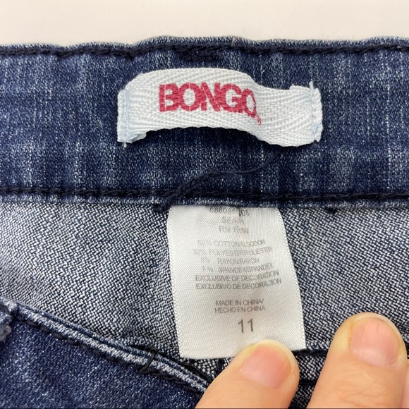 BONGO Jeans Bongo Jeans With Rhinestone Embellishments Poshmark